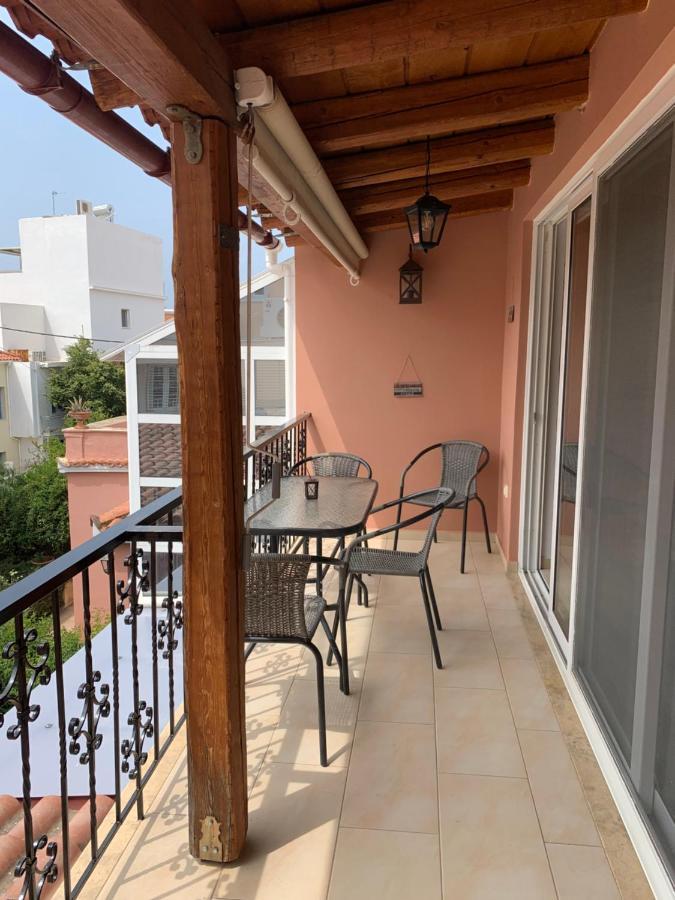 Relax In Aegina Town Apartments Exterior foto